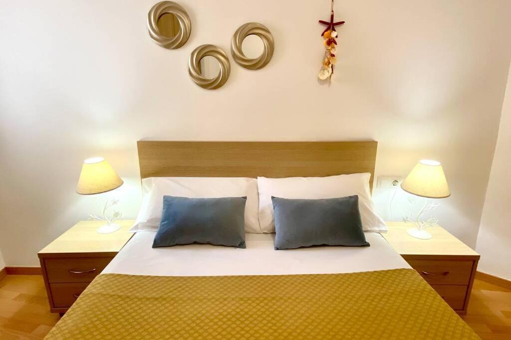 Апартаменти Apartamento Pequeno Y Luminoso En Камбрілс Екстер'єр фото